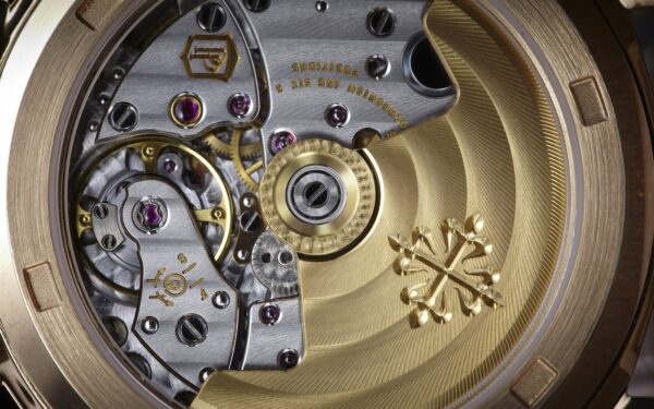 Patek Philippe Aquanaut Luce Haute Joaillerie, 18k Rose Gold, 35,6mm, Ref# 5072R-001 - Image 10