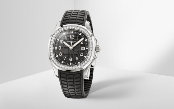 Patek Philippe Aquanaut Luce, Stainless Steel, 38,8mm, Ref# 5267/200A-001 - Image 12