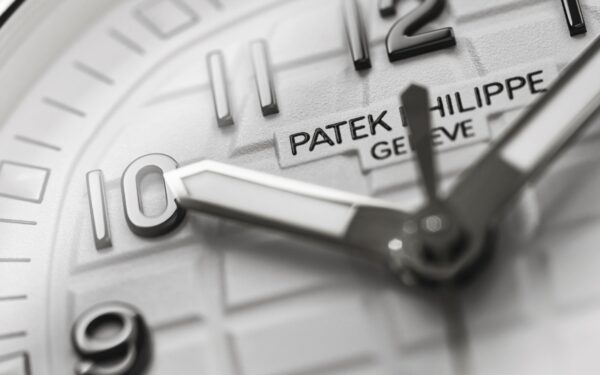 Patek Philippe Aquanaut Luce, Stainless Steel, 38,8mm, Ref# 5267/200A-010 - Image 6