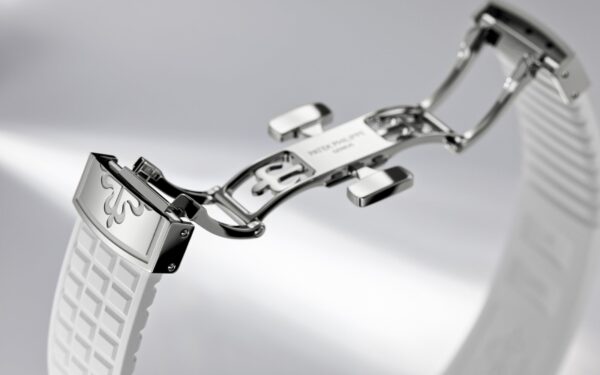 Patek Philippe Aquanaut Luce, Stainless Steel, 38,8mm, Ref# 5267/200A-010 - Image 16