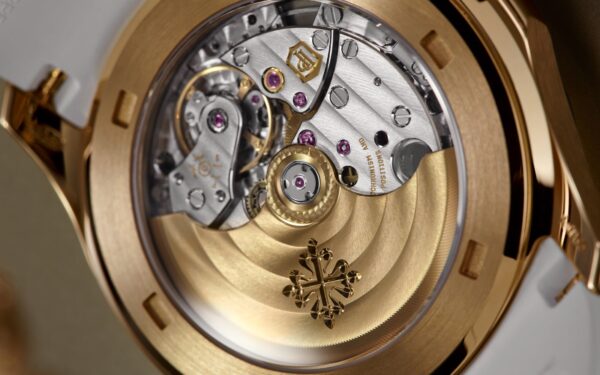 Patek Philippe Aquanaut Luce, 18k Rose Gold, 38,8mm, Ref# 5268/200R-001 - Image 14