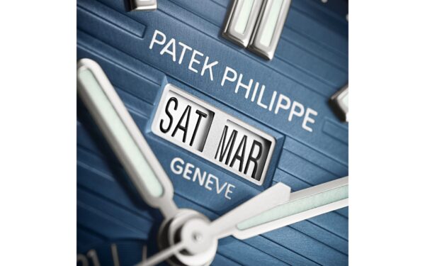 Patek Philippe Nautilus Annual Calendar, Moon Phases Watch, Stainless Steel, 40,5 mm, Ref# 5726/1A-014 - Image 5