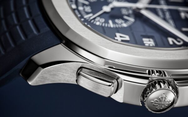 Patek Philippe Aquanaut Chronograph, 18k White Gold, 42,2mm, Ref# 5968G-001 - Image 6