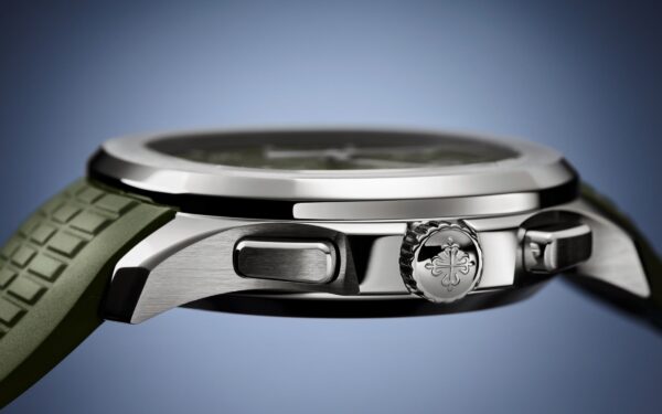 Patek Philippe Aquanaut Chronograph, 18k White Gold, 42,2mm, Ref# 5968G-010 - Image 10