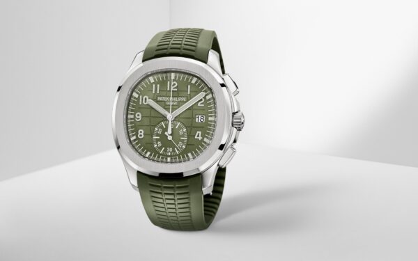 Patek Philippe Aquanaut Chronograph, 18k White Gold, 42,2mm, Ref# 5968G-010 - Image 13