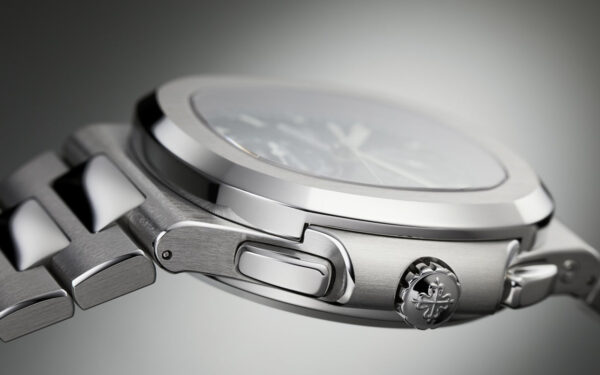Patek Philippe Nautilus, Ref# 5990/1A-011 - Image 6