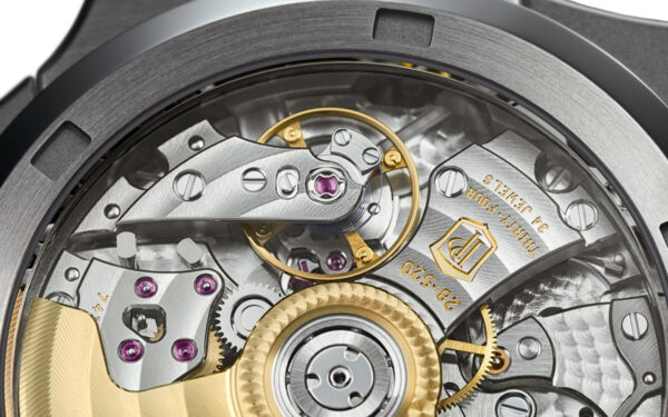 Patek Philippe Nautilus, Ref# 5990/1A-011 - Image 8
