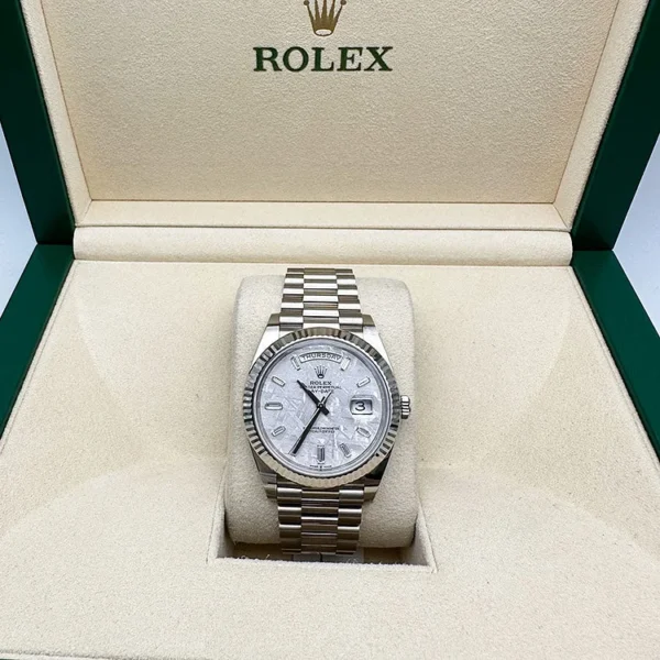 Rolex Day-Date 40 Presidential 228239 Fluted Bezel Baguette Diamond Meteorite Dial - Image 7