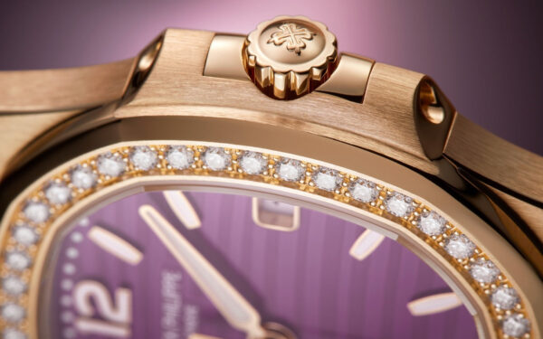 Patek Philippe Nautilus, Ref# 7010R-013 - Image 6