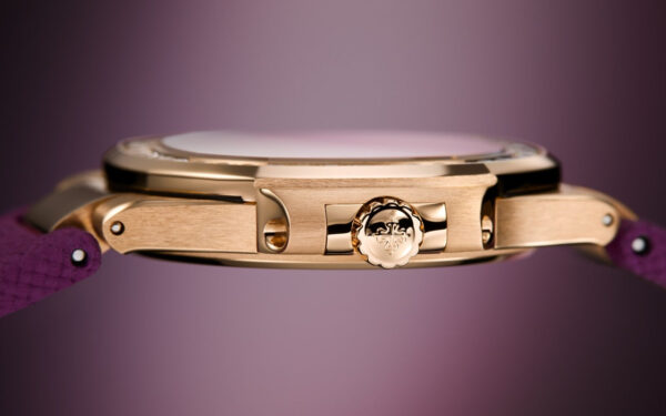 Patek Philippe Nautilus, Ref# 7010R-013 - Image 7