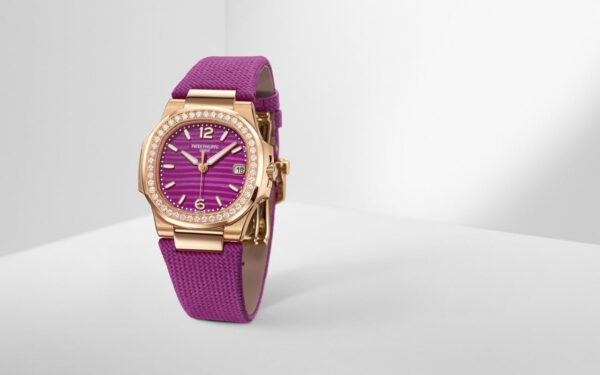 Patek Philippe Nautilus, Ref# 7010R-013 - Image 3