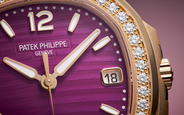 Patek Philippe Nautilus, Ref# 7010R-013 - Image 5