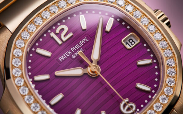 Patek Philippe Nautilus, Ref# 7010/1R-013 - Image 6