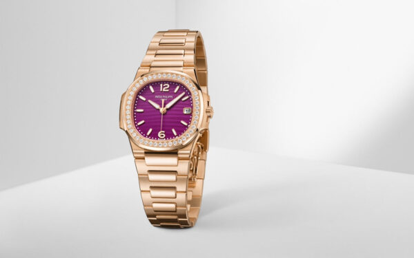 Patek Philippe Nautilus, Ref# 7010/1R-013 - Image 3