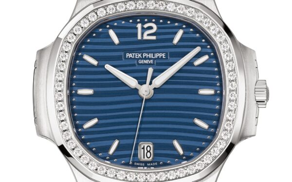 Patek Philippe Nautilus Ladies Automatic Watch, Stainless Steel and Diamonds, 35,2mm, Ref# 7118/1200A-001 - Image 3