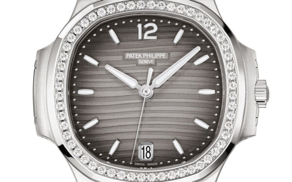 Patek Philippe Nautilus, Ref# 7118/1200A-011 - Image 2