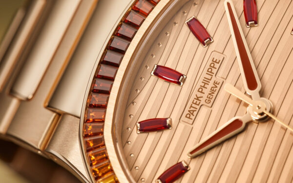 Patek Philippe Nautilus, Ref# 7118/1300R-001 - Image 6