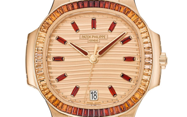 Patek Philippe Nautilus, Ref# 7118/1300R-001 - Image 2