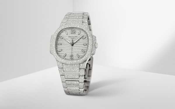 Patek Philippe Nautilus Haute Joaillerie Ladies Automatic Watch, 18K White Gold and Diamonds, 35,2mm, Ref# 7118/1450G-001 - Image 10