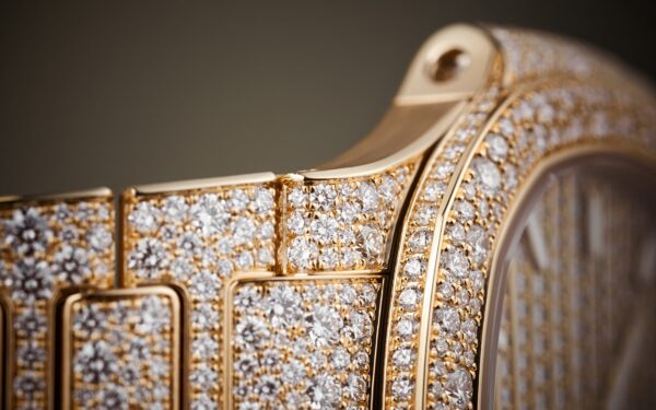 Patek Philippe Nautilus Haute Joaillerie Ladies Automatic Watch, 18K Rose Gold and Diamonds, 35,2mm, Ref# 7118/1450R-001 - Image 6