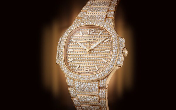 Patek Philippe Nautilus Haute Joaillerie Ladies Automatic Watch, 18K Rose Gold and Diamonds, 35,2mm, Ref# 7118/1450R-001 - Image 10