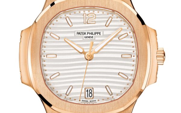 Patek Philippe Nautilus Ladies Automatic Watch, 18k Rose Gold, 35,2mm, Ref# 7118/1R-001 - Image 3