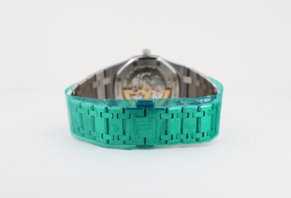 Audemars Piguet Royal Oak Jumbo Extra-Thin Platinum 39mm Green 16202PT.OO.1240PT.01 - Image 8