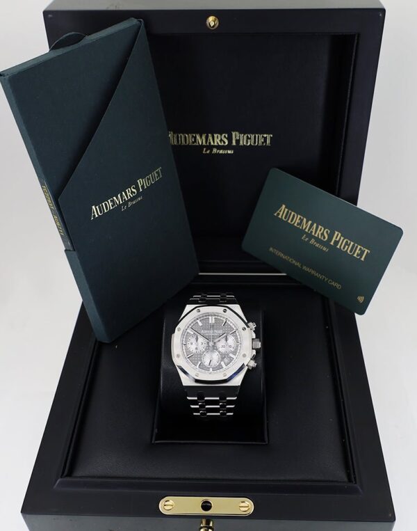 Audemars Piguet Royal Oak Selfwinding Chronograph Stainless Steel 38mm Grey Dial 26715ST.OO.1356ST.02 - Image 3