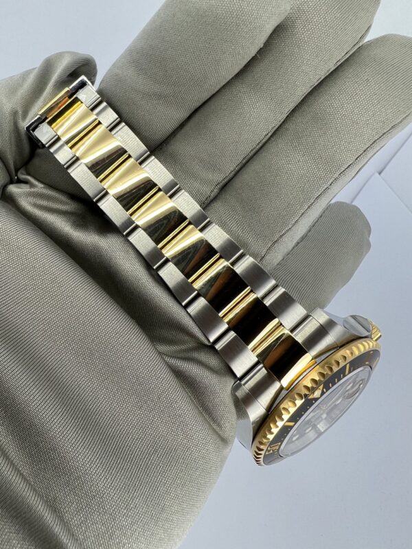 Rolex Sea-Dweller, Stainless Steel and 18k Yellow Gold, 43mm, Ref# 126603-0001 - Image 12