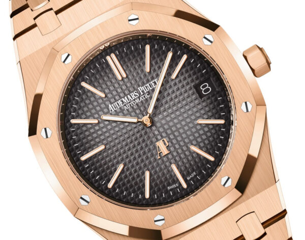 Audemars Piguet Royal Oak “JUMBO” EXTRA-THIN “50TH ANNIVERSARY” Ref# 16202OR.OO.1240OR.01 - Image 2
