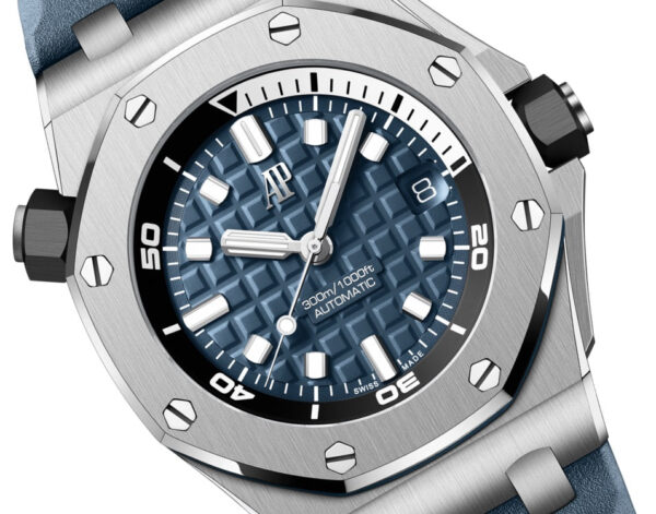 Audemars Piguet Royal Oak Offshore DIVER Ref# 15720ST.OO.A027CA.01 - Image 2