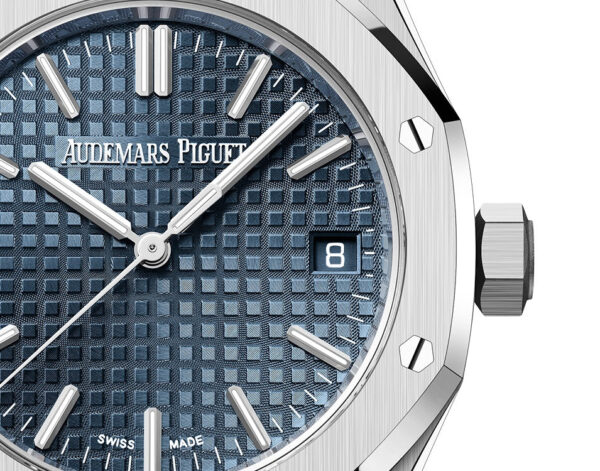 Audemars Piguet Royal Oak SELFWINDING “50TH ANNIVERSARY” Ref# 15550ST.OO.1356ST.02 - Image 3