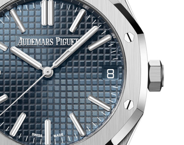 Audemars Piguet Royal Oak SELFWINDING “50TH ANNIVERSARY” Ref# 15510ST.OO.1320ST.01 - Image 3