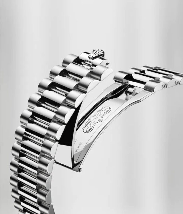 Rolex Day-Date 40 White gold Ref# 228239-0004 - Image 4