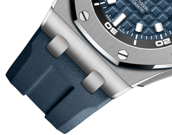 Audemars Piguet Royal Oak Offshore DIVER Ref# 15720ST.OO.A027CA.01 - Image 4