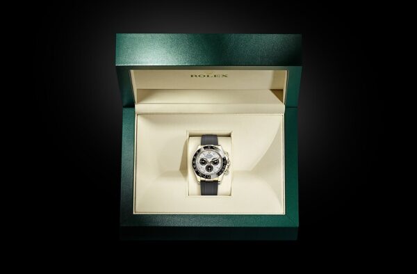 Rolex Cosmograph Daytona Oyster, 40 mm, yellow gold M116518LN-0076 - Image 4
