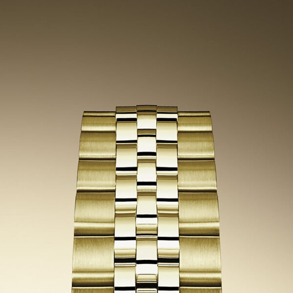 Rolex GMT-Master II, 40mm, 18k Yellow Gold, Ref# 126718GRNR-0001 - Image 4