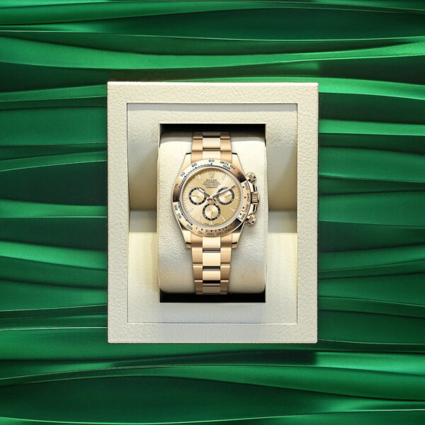 Rolex Cosmograph Daytona 40mm, 18k Yellow Gold, Ref# 126508-0005 - Image 5