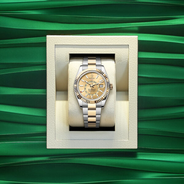 Rolex Sky-Dweller, 42mm, Oystersteel and 18k Yellow Gold, Champagne, Oyster, Ref# 336933-0001 - Image 5