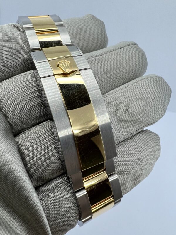 Rolex Sea-Dweller, Stainless Steel and 18k Yellow Gold, 43mm, Ref# 126603-0001 - Image 7